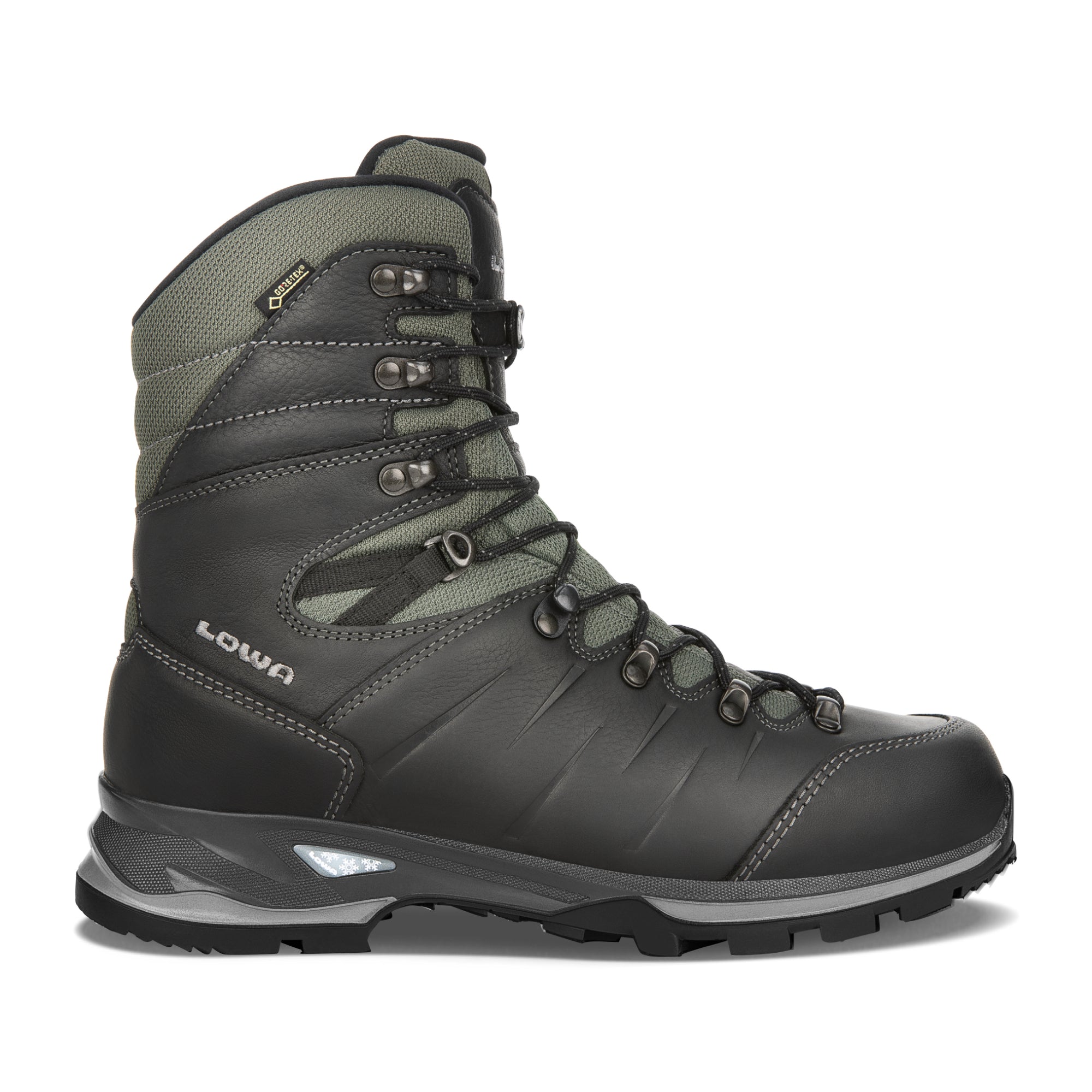 LOWA Yukon Ice II GTX